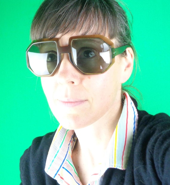 Vintage Retro Mod Oversize Cool Ray Sunnys Sunglasses 1960s 1970s Brown Translucent Eyewear Polaroid Lenses Frames Octagon Accessorie Gift