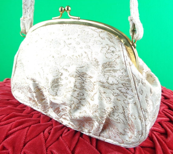 Vintage Retro Accessorie Small Decorative Purse Top Handle Handbag Clutch 40s 50s Floral Ivory Gold Satin Wedding Party Formal Evening Gift