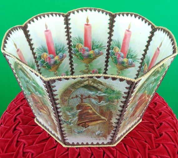 Vintage Retro Knitted Christmas Card Basket: 1950s/60s Mid Century Holiday Home Decor Gift