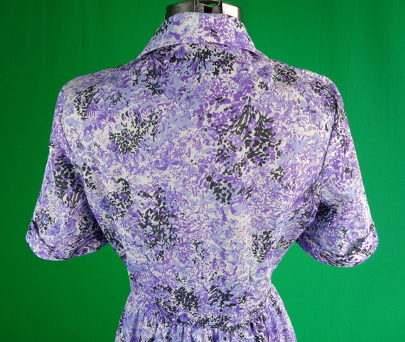 Vintage Retro Clothing Dress Purple White Black C… - image 8