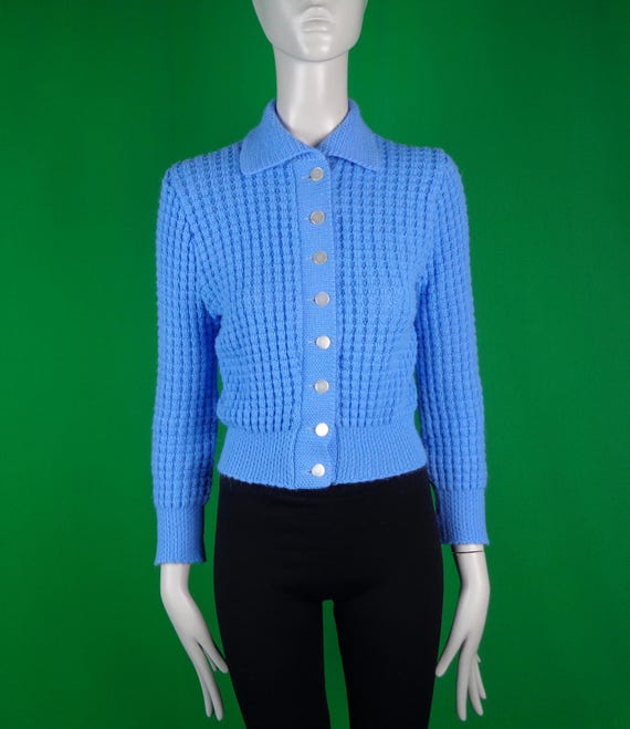 Vintage Retro Clothing Apparel Alpine Button Cardigan Sweater Cable Knitwear Top 1940s 1950s Mid Century M Blue Acrylic Evening Party Gift
