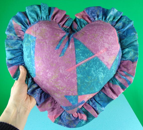 Vintage Retro Small Handmade Heart Throw Toss Pillow Cushion Pad 1980s 90s Home House Live Room Accent Decor Furniture Chair Sofa Couch Gift