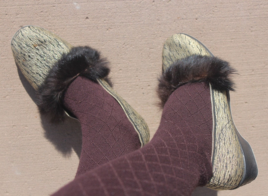 Retro Flat Slippers for Women – Comfortable & Stylish