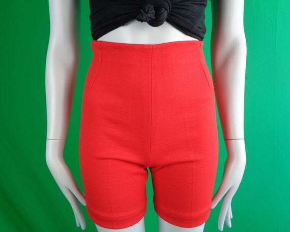 Vintage Retro Handmade Clothing Apparel Shorts Hot Pants 1960s 1970s XS Lipstick Red Solid Straight Hight Waist Sport-wear Golf Casual Gift