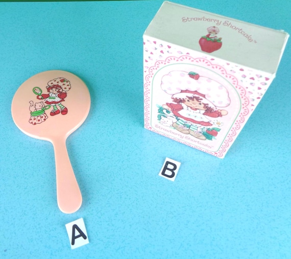Vintage Retro Pink Strawberry Shortcake Hand Mirror Perfume Box Set Lot Beauty Vanity Makeup Cosmetic Tool Keepsakes Mementos Party Gift