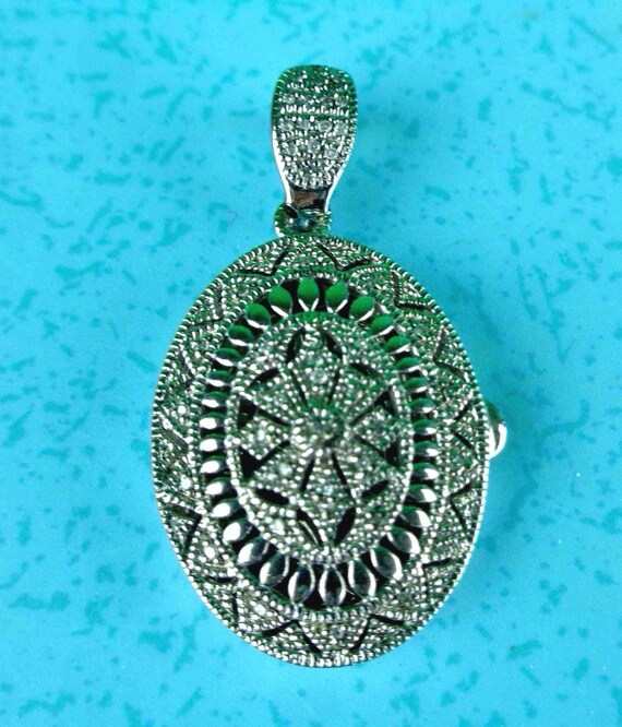 Sterling Silver 925 Filigree Locket Pendant, Cubic Zirconia Geometric Oval Statement Jewelry Accessory Gift