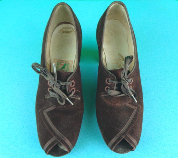 Vintage Pogues Cincinnati Brown Suede Peep Toe Shoes Oxfords Pumps Footwear 1930s 40s CA US Size 6 Wedding Party Evening Formal Casual Gift