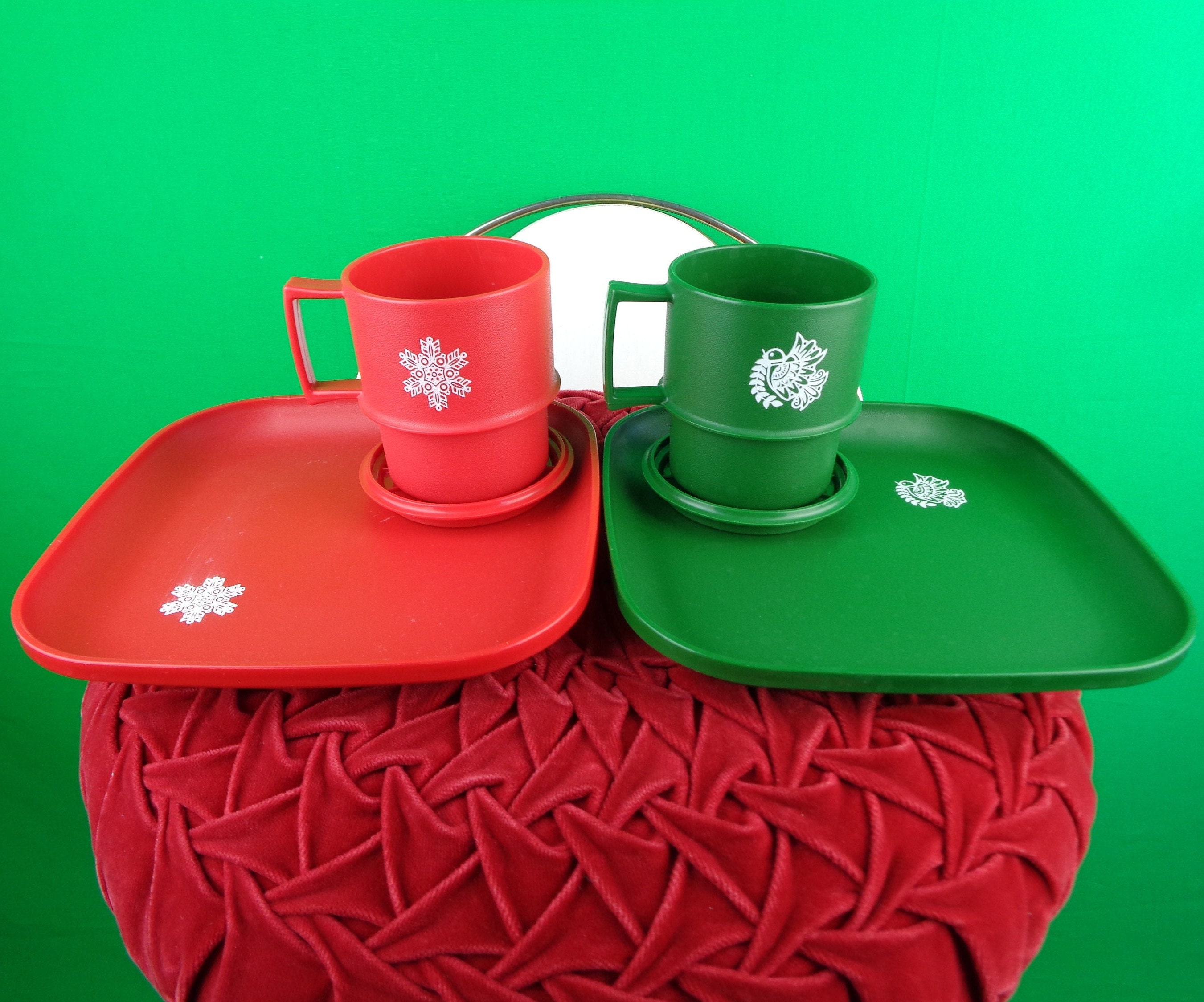 Vintage 1960s/70s Red & Green Holiday Tupperware Stacking Cups/coasters.  Vintage Cups. Tupperware. Stacking Cups. Holiday. Kitchen Decor 