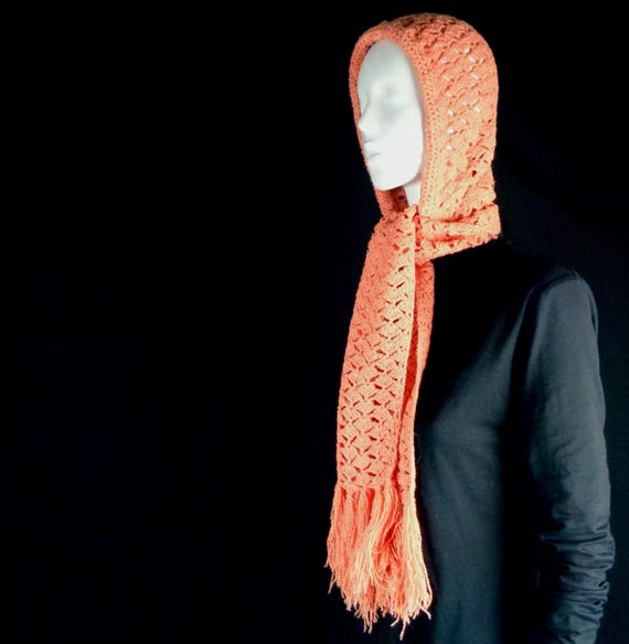 Vintage 1960s Handmade Scarf & Hat Set: Mid Century Coral Knit Wrap Shawl Tassel Accessory