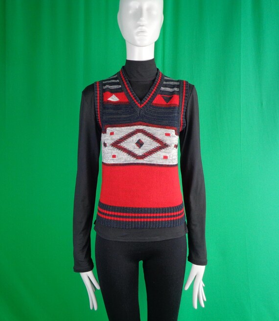 Vintage Retro Clothing Apparel Catalina Pullover Southwest Sweater Knitwear Jersey Vest Top 1960s 70s M Red Navy Blue Black Gray Party Gift