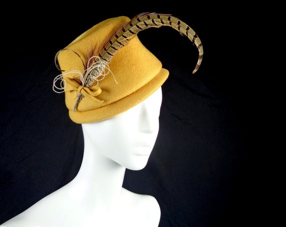 Vintage 1940s-50s Feather Hat, Yellow Wool Bucket, Glamour Felt Pheasant Mid Century Gift Accessory
