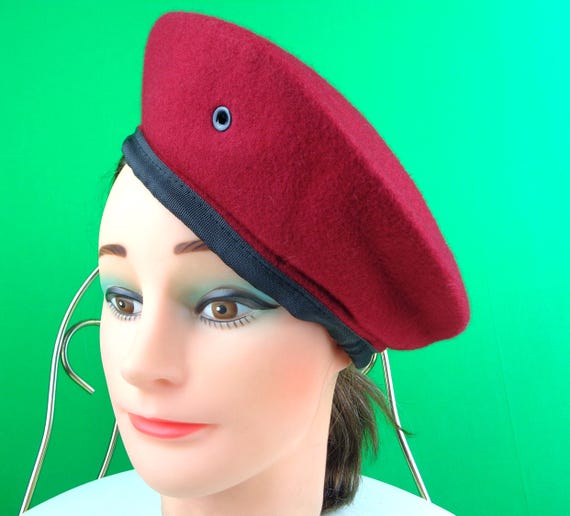Vintage Retro Army Ruby Black Beret Tam Capulet Hat 1980s 1990s Tie Military Solider Troops 23" Casual Formal Party Gift Accessorize