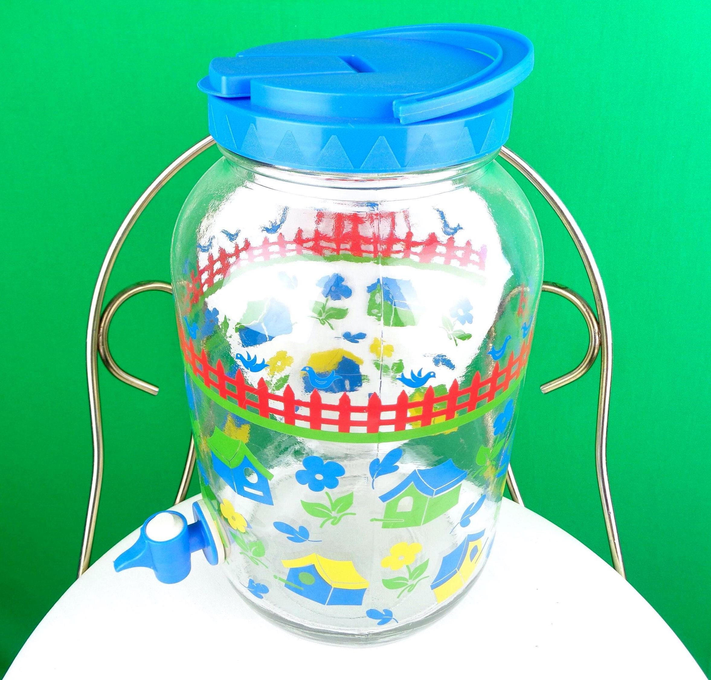 Fabulous PLASTIC BOTTLE BIRD FEEDER - Easy Peasy Creative Ideas, image size:2354x2250