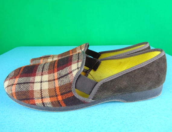 Vintage Plaid Tartan Slippers: 1960s-70s Mid Century Loungewear, Size 6 House Bedroom Boudoir Boudoir Gift