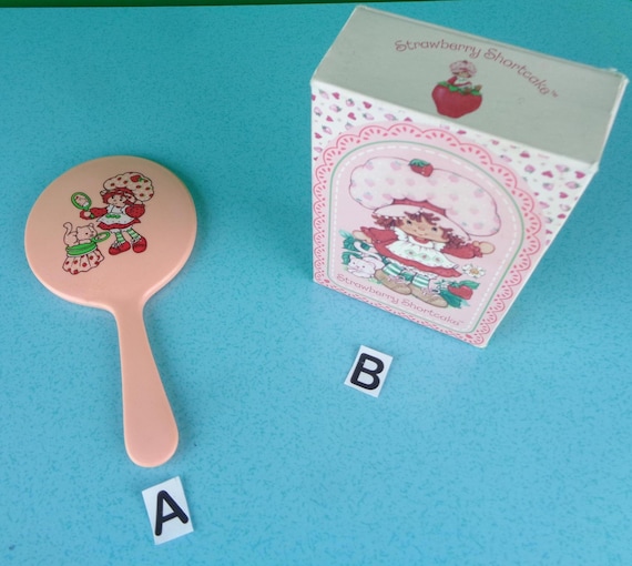 Vintage Retro Strawberry Shortcake Hand Mirror 70s 80s Perfume Box 2003 Beauty Vanity Pink Makeup Cosmetic Tool Keepsake Memento  Party Gift