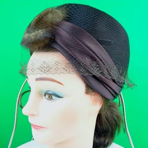 Vintage Retro Pillbox Veil Fur Mink Capulet Turban Cloche Hat 1950s 60s Mid Century Brown 22&quot; Wedding Party Formal Evening Gift Accessorize