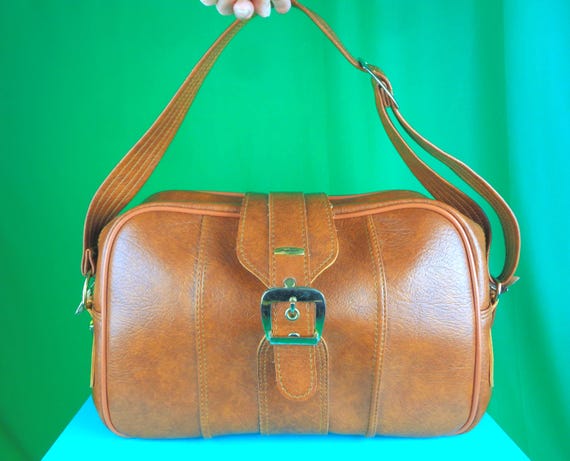 Vintage Retro Brentwood Messenger Shoulder Tote Duffle Bag Suitcase Luggage 1970s 80s Top Handle Travel Carry On Overnight Gift Brown Vinyl