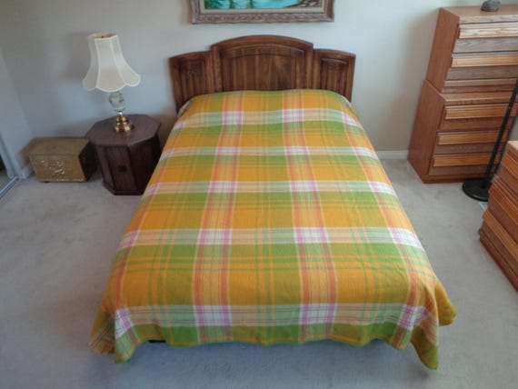 Vintage Retro Horse Blanket Throw Cover Quilt Bedding Spread Comforter 40s 50s Mid Century Plaid Home Everyone Gift Yellow Green Pink White