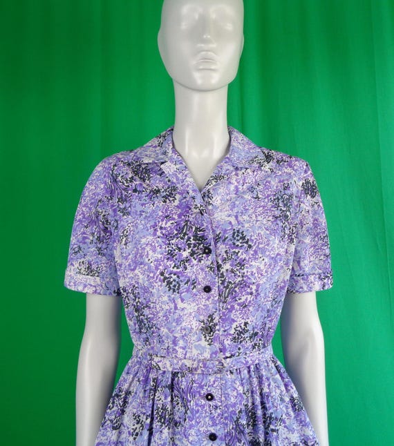 Vintage Retro Handmade Clothing Apparel Jersey Day Shift Shirt-waist Button Dress 1940s 50s CA S Floral Lilac Purple White Black Party Gift