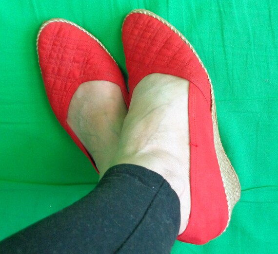 Vintage Retro Red Tan Roweliza Wedge Slides Slip Ons Shoes Pumps Footwear 70s 80s CA US 7 Wedding Party Evening Casual Nautical Coastal Gift