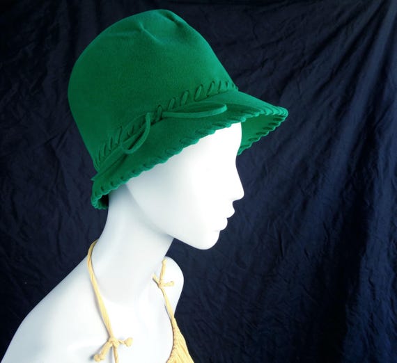 Vintage Jewel Green Bucket Hat, Hudson Bay Company, 60s Mod Style (22.5") Accessory Gift