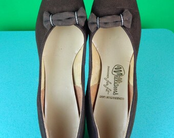 Vintage 1950s-60s Brown Suede Pumps: Mid Century Bow Heels, US 6.5 Shoes Footwear Gift