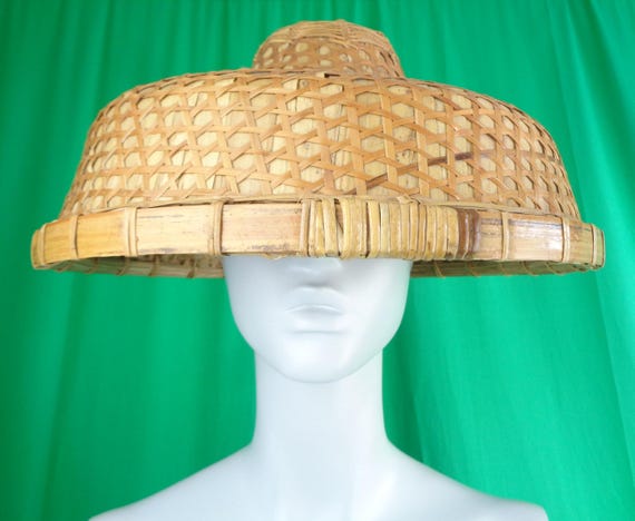 Vintage Retro Asian Chinese Wicker Bamboo Sun Hat Coolie Conical 1940s 1950s Mid Century XL Accessorie Wedding Party Formal Casual Gift