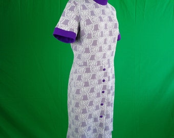 1960s 1970s Vintage Mid Century Retro Mod Handmade Womens Size Large Purple White Clothing Mini GoGo Scooter Shift Dress Polyester Dacron