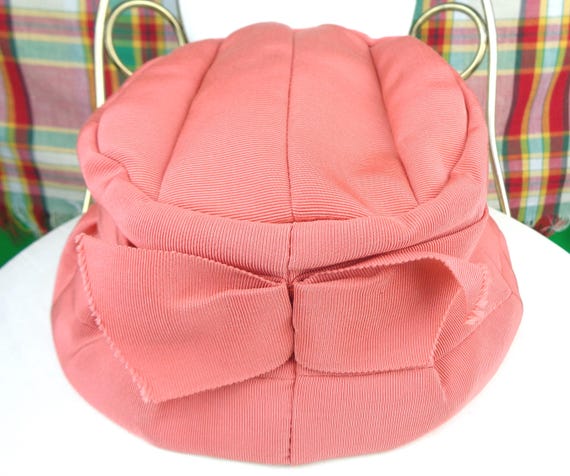Vintage Retro Dome Bucket Coral Peach Hat 1950s 1960s Mid Century Jacoll 22 1/2" Designer Wedding Party Formal Evening Gift Accessorize