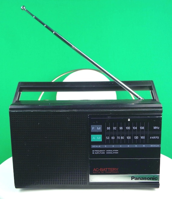 Vintage Retro Panasonic AM FM Portable Radio Stereo Boombox 1980s 90s Model RF542 Black Electrical Battery Mechanical Electronic Gift Tested
