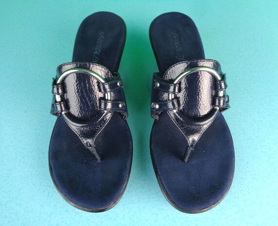 Vintage Retro Aerosoles Navy Blue Gladiator Sandals Thong Wedge Shoes Footwear Pumps Heels CA 6M Wedding Party Evening Formal Casual Gift