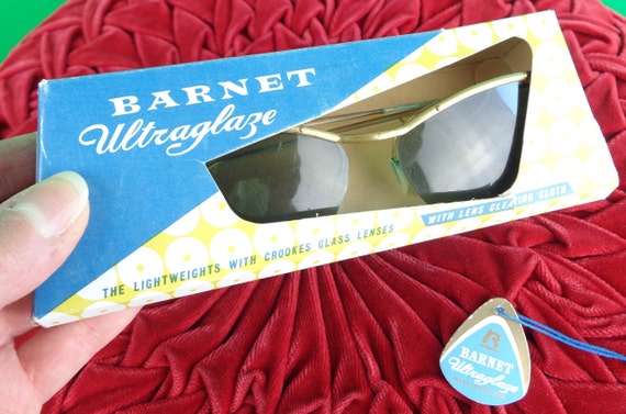 Vintage Retro 1950s 1960s Sun Eyeglass Box Case Holder Barnet Crookies Accessorie Collectible Keepsake Framed Lenses Blue Yellow Mid Century