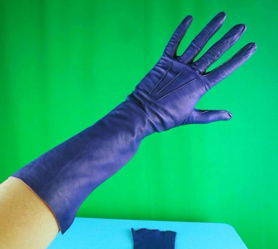Vintage Retro Antique Gauntlet Driving Purple Gloves 1900s 1940s 50s Mid Century Leather Kidskin Wedding Party Formal Evening Gift S 6-6 3/4