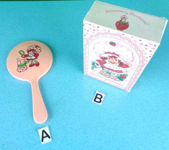 Vintage Retro Pink Strawberry Shortcake Hand Mirror Perfume Box Set: Keepsakes Mementos Party Gift