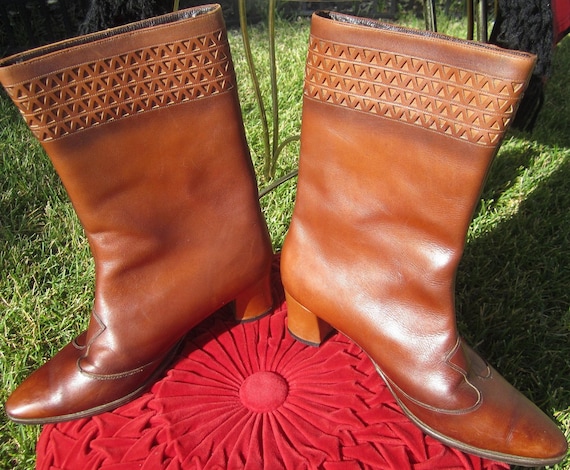 Vintage Leather Boots: 1950s 1960s Embossed Footwear Size 6.5 Golden Pheasant De Luxe Gift