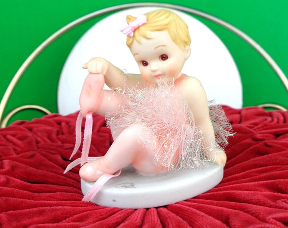 Vintage Retro Y2K Little Miracle Ballerina Dancer Doll Figurine Statue Art Collectible Keepsake Pink Glass Sculpture Display Home Decor Gift