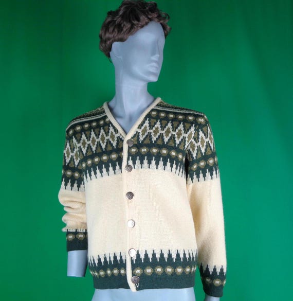 Vintage Retro Unisex Clothing White Ram Button Cardigan Sweater Top Knitwear 1960s 70s LG Wool Chevron Jumper White Yellow Green Casual Gift