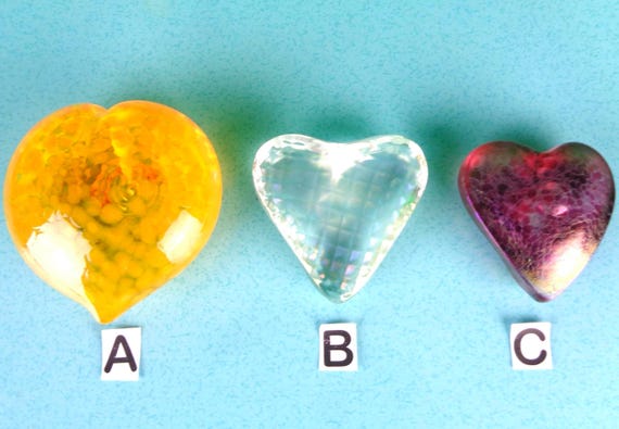 Vintage Hand Blown Glass Heart Paperweight: Robert Held & Mad Art Home Decor Gift Keepsake