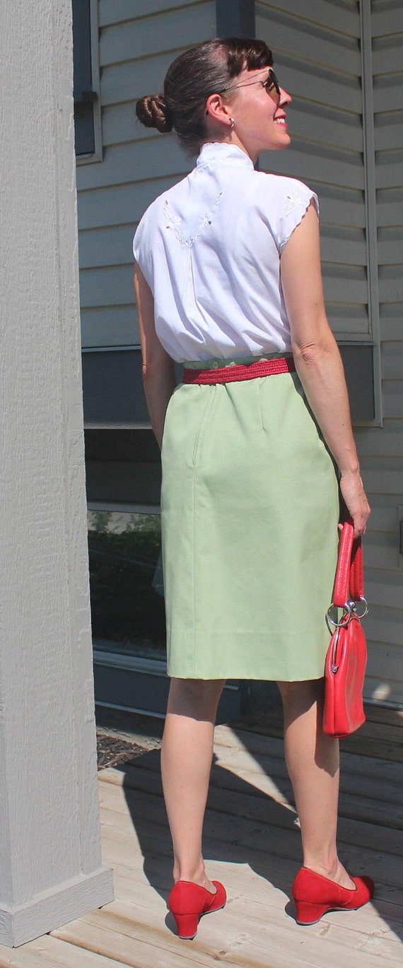 Vintage Retro Women Girl Clothing Green Skirt Kor… - image 10