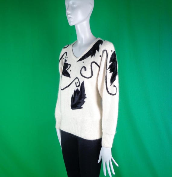 Vintage Retro Clothing Pullover Sweater Angora Top 80s 90s S White Black Silk Nylon Wool Batwing Decorative Wedding Party Formal Casual Gift
