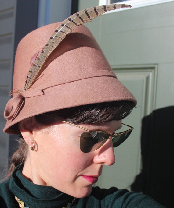 Vintage Retro Bucket Feather Hat 1940s 1950s Mid Century Blush Pink Pheasant Wool Wedding Party Formal Evening Gift Accessorie 22" Birthday