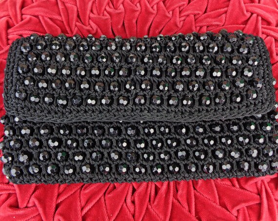 Vintage Retro Accessorie Purse Clutch Handbag 1960s 1970s Mid Century Small Jet Ink Black Bead Cord Knit Wedding Party Evening Formal Gift