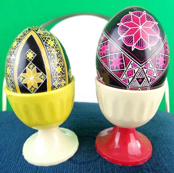 Vintage Retro 2 Egg Holders Cups Kitchen Storage 1950s 1960s Collectible Keepsake Plastic Cookware Mid Century Dining Home Accent Decor Gift