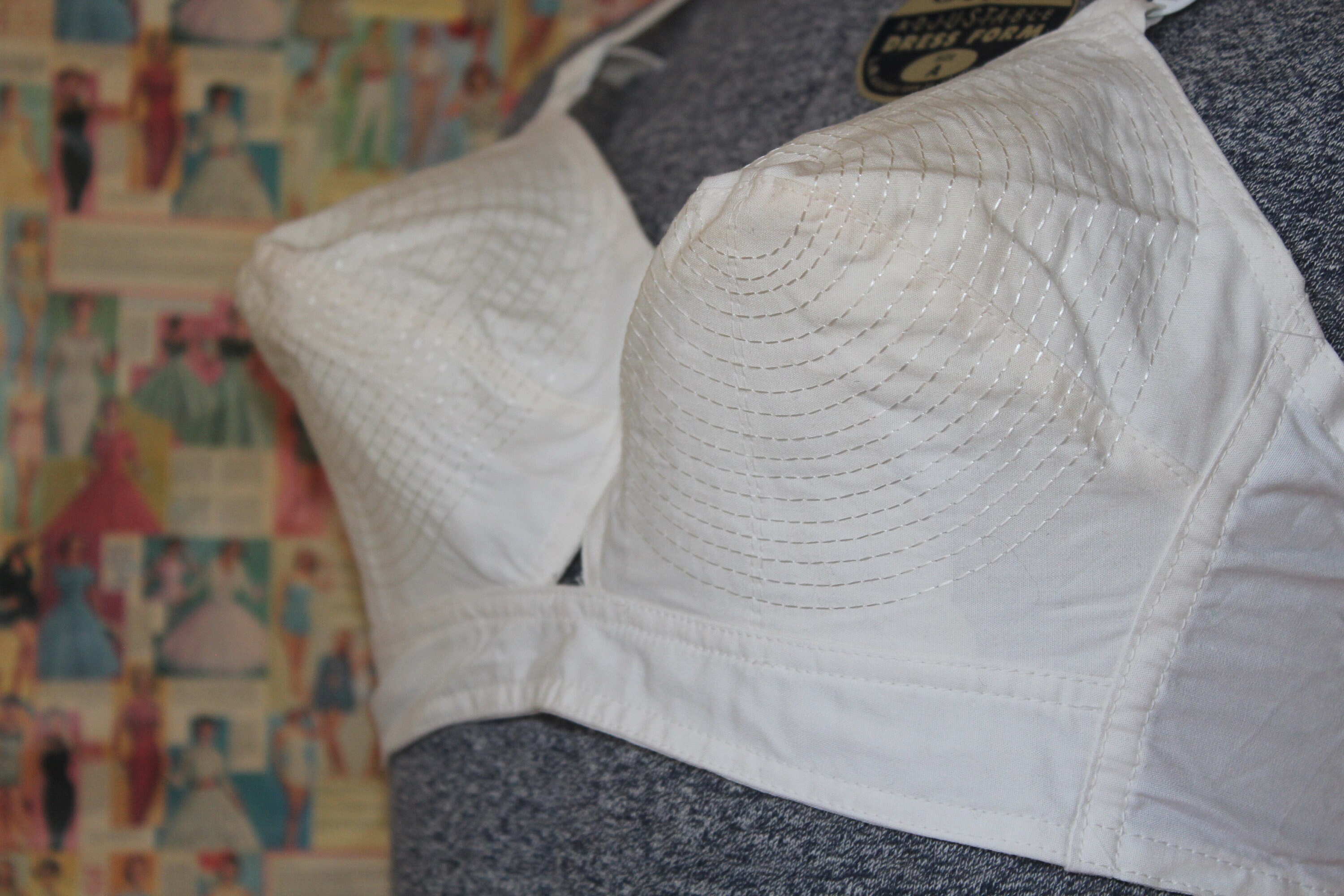 NOS 40s 50s WW2 Vintage Mid Century Woolworth Bullet Bra Lingerie