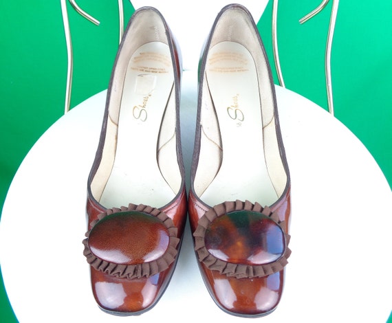 Vintage Retro Red Cross Shoes Pumps Heels Accessorie 1950d 60s Brown Patent Leather Size 7 Mid Century Mod Wedding Party Formal Evening Gift
