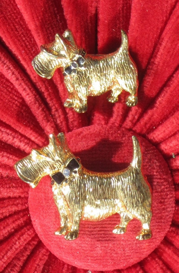 Vintage Retro Avon Scottish Terrier Dogs Animal Brooch Pin Jewelry Set 1970s 1980s Gold Tone Wedding Party Evening Formal Gift Mementos
