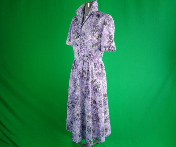 Vintage Retro Clothing Dress Purple White Black C… - image 5