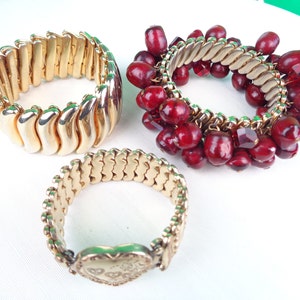 Vintage Retro Bergere Swivel Expansion Cuff Slide Bracelet: 1950s-60s Mid Century Gold-tone Jewelry Red Bead Gift Accessorize