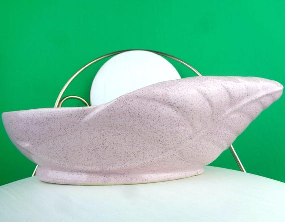 Vintage MCM Pink Pottery Bowl: USA Leaf Dish Planter 1950s-60s Decor Mid Century Accent