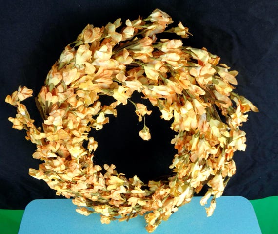 Autumn Leaves Wreath: Rustic Thanksgiving Fall Decor Home Accent Center Piece Hanging Festive Gift
